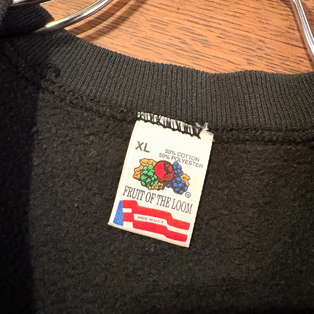 1990s FRUIT OF THE LOOM "Skull" FASHION VICTIM Sweat Shirt