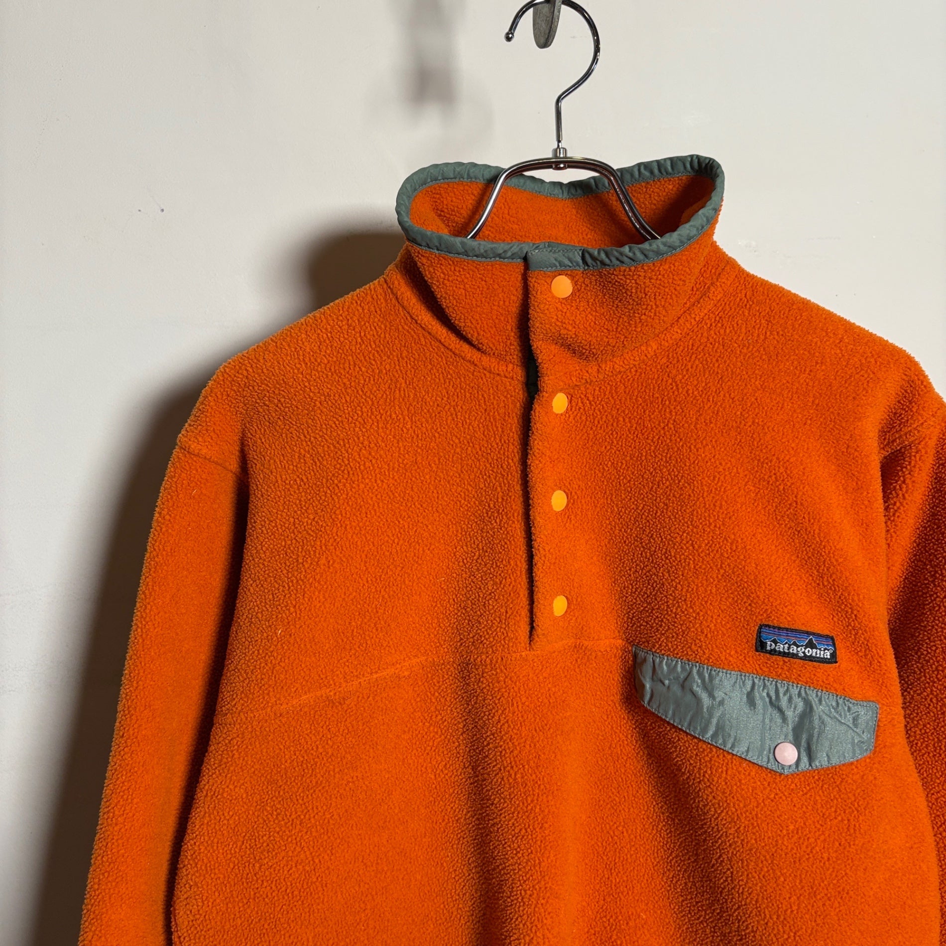 1990s Patagonia "ORANGE" SYNCHILLA SNAP-T
