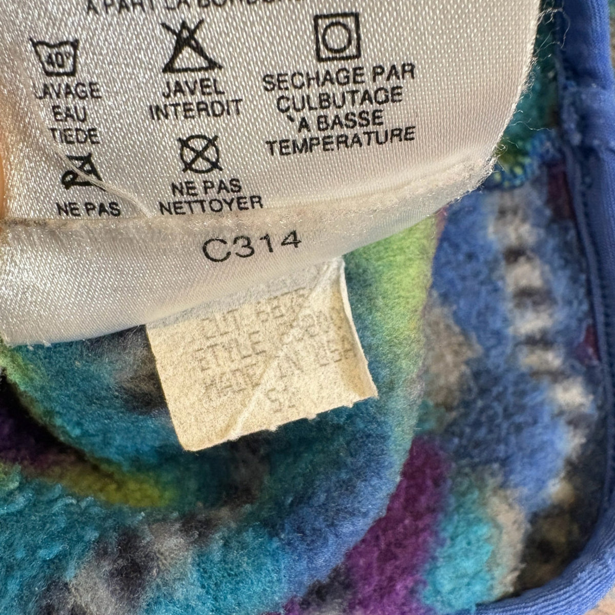 1980s Patagonia "DIAMONDS" SYNCHILLA SNAP-T