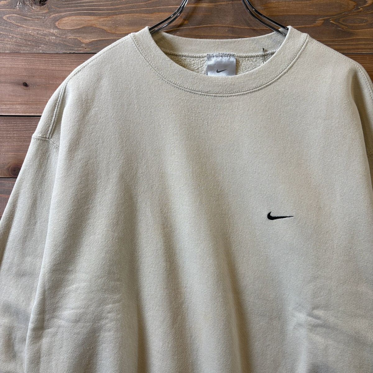 2000s Nike "Swoosh" Small Logo Sweat
