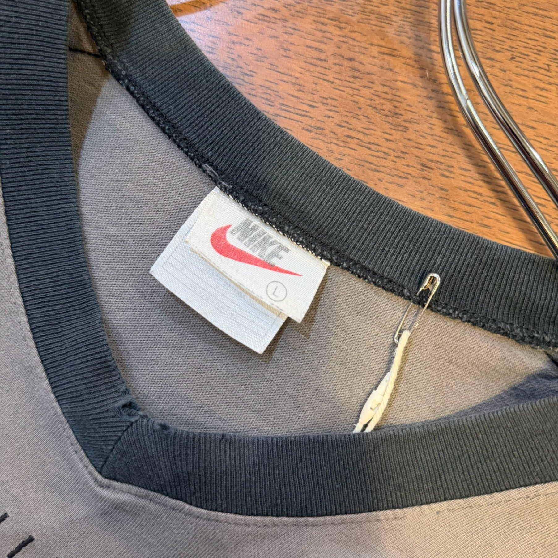 1990s NIKE V-Neck One-Point T-Shirt