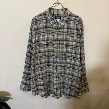 Patagonia "Crepe" Check Steersman Shirt