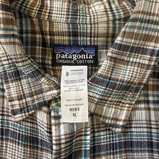 Patagonia "Crepe" Check Steersman Shirt