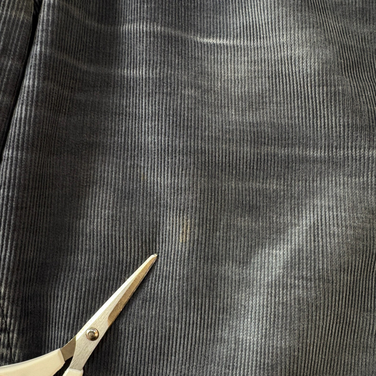 1980s Levi's 519-1558 "BLACK" Corduroy Pant