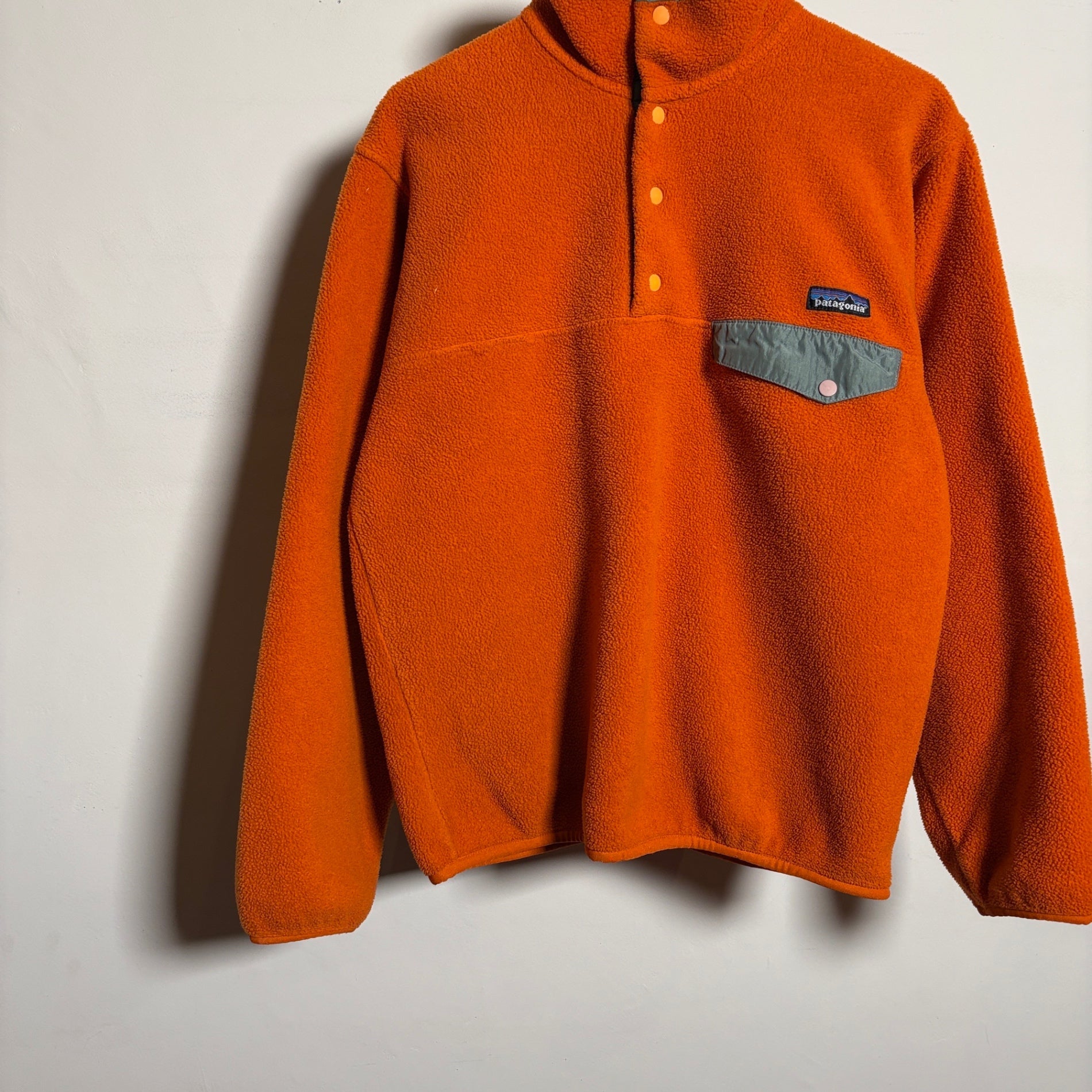 1990s Patagonia "ORANGE" SYNCHILLA SNAP-T
