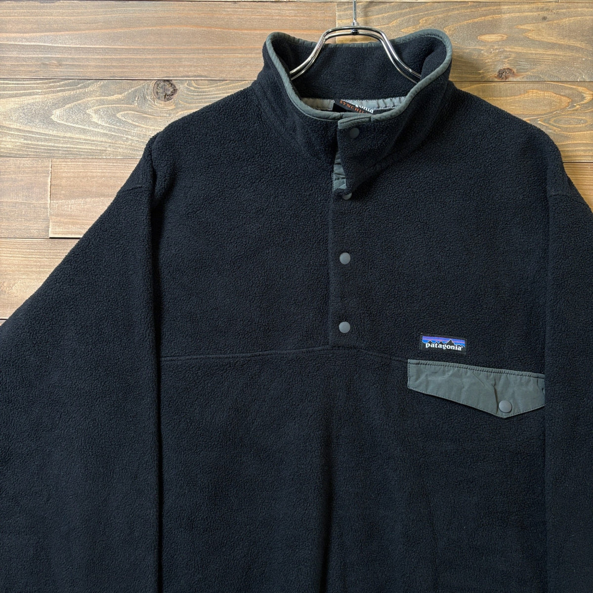 Patagonia "BLACK" SYNCHILLA SNAP-T