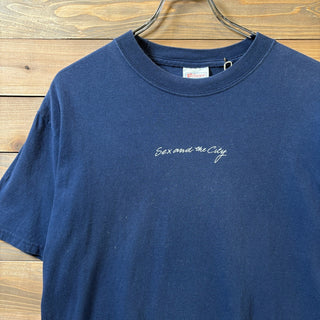 2000s Hanes ”Sex and the City” Logo T-Shirt