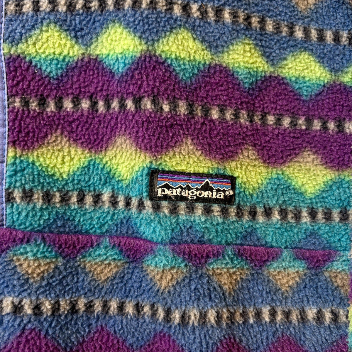 1980s Patagonia "DIAMONDS" SYNCHILLA SNAP-T