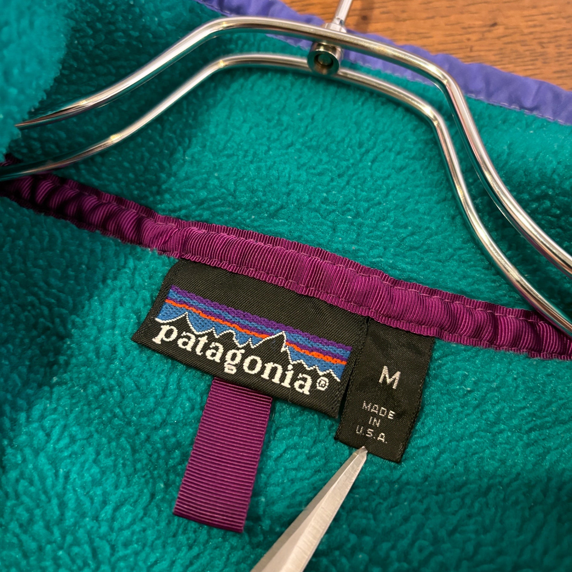1980s Patagonia "Emerald Green" SYNCHILLA SNAP-T